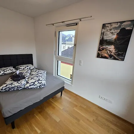 Central Innsbruck Apartment Апартаменты Инсбрук