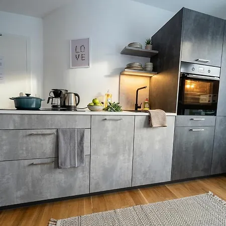 Central Innsbruck Apartment Appartamento *