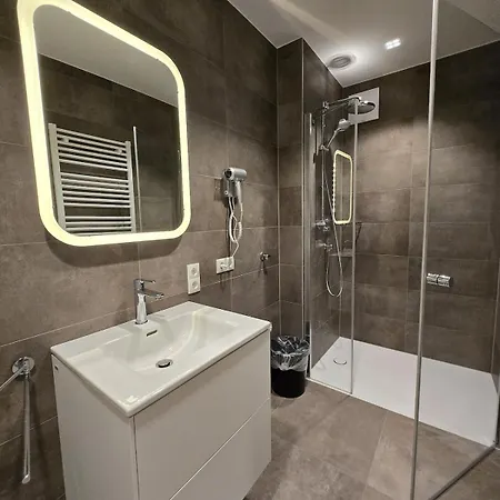 Central Innsbruck Apartment אינסברוק